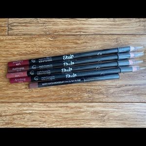 Lip Liners
